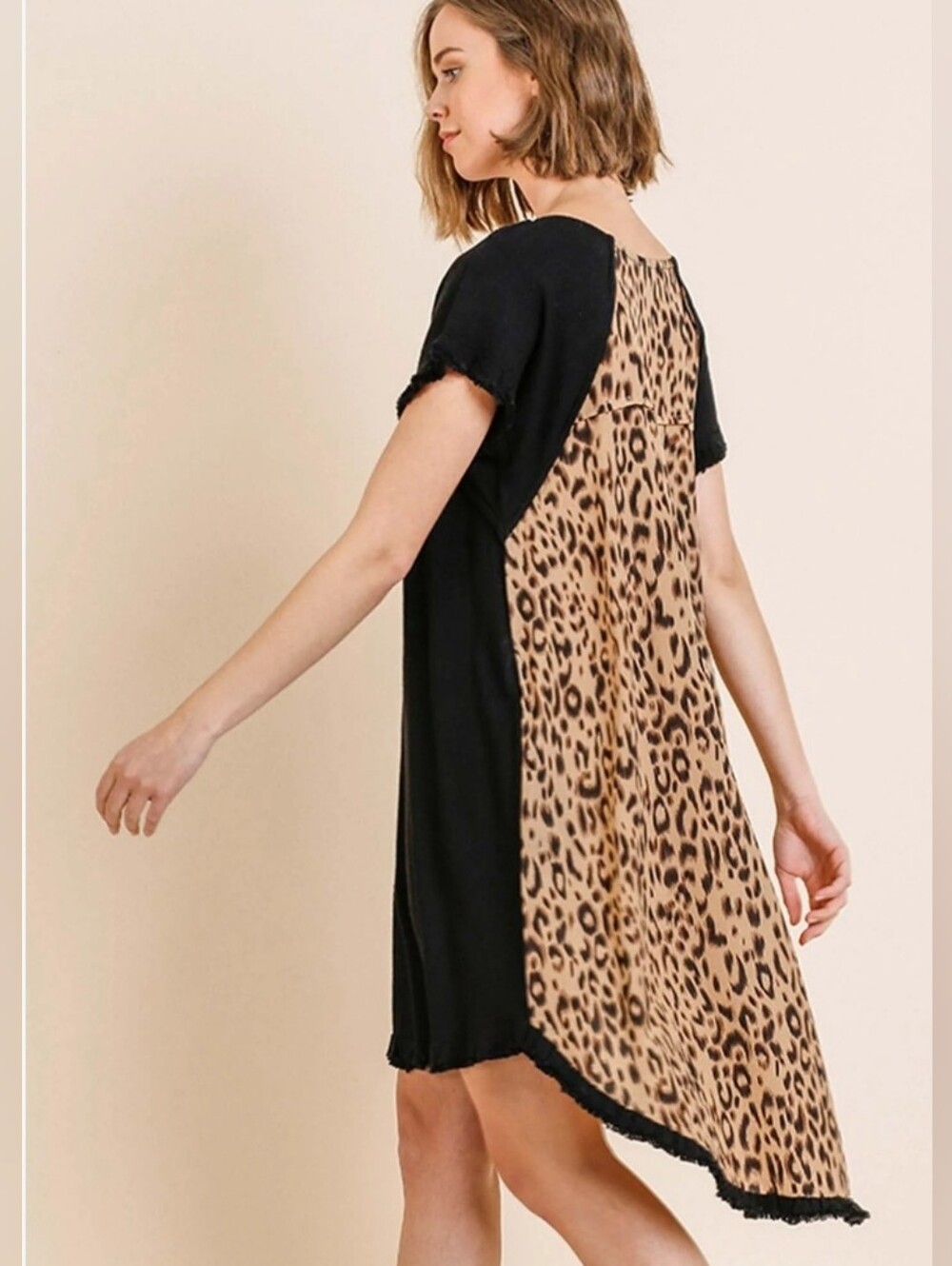 Umgee Womens Linen Blend Short Sleeve Round Neck Animal Print Back Dres Size M
